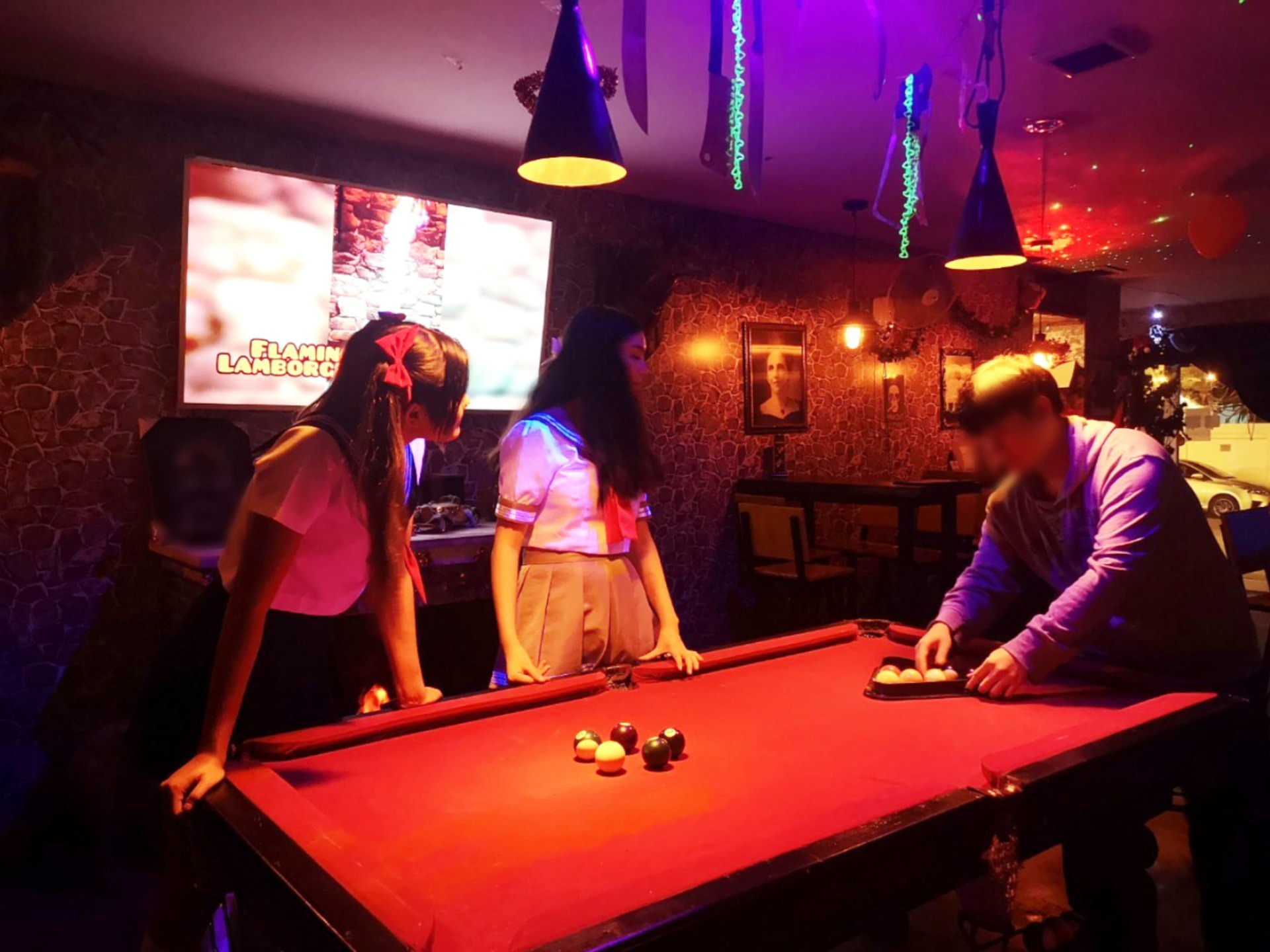 Bar