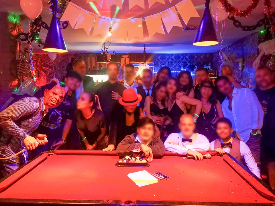 Bar